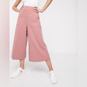 Stylish Pink Wide-Leg Pants